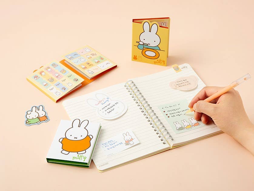 Miffy 4Layered StickyNotes Memo Pad Pack- vivid