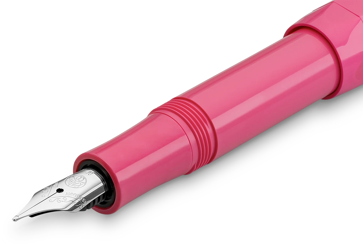 Kaweco Skyline Sport pink fountain pen nib close-up