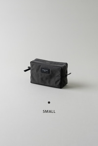 Nylon Pouch Volume - Point of View