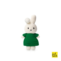 Daan handmade and her green dress