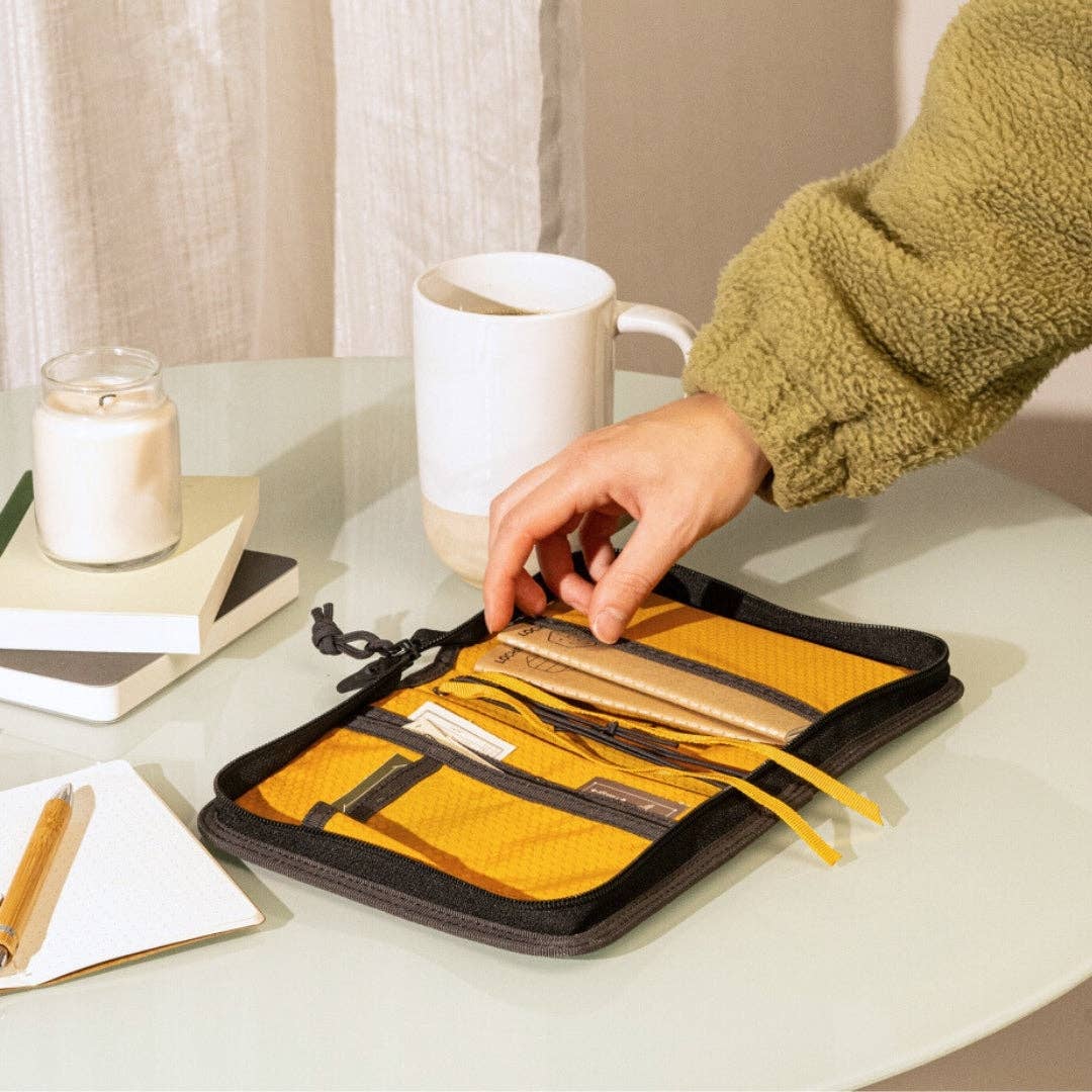 Field Folio A6