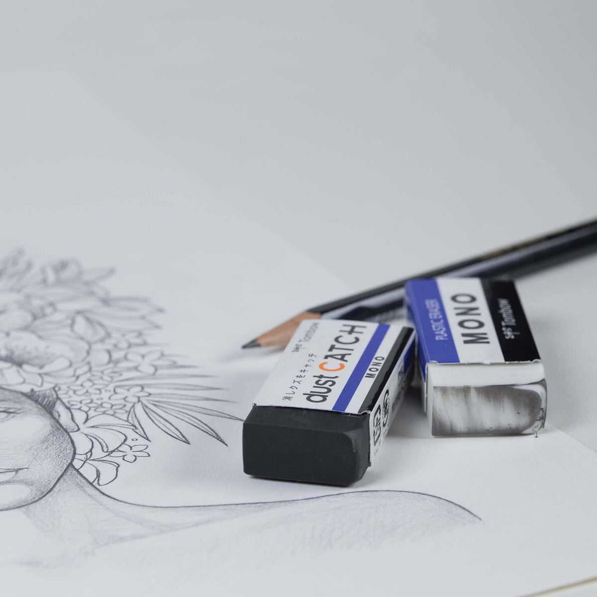 MONO Dust Catch Eraser